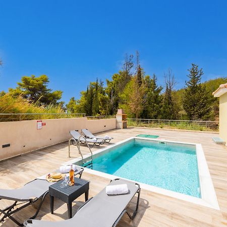 Villa Gerasmia Trapezaki  Esterno foto